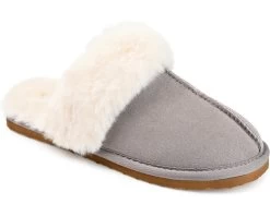 Journee Collection Delanee